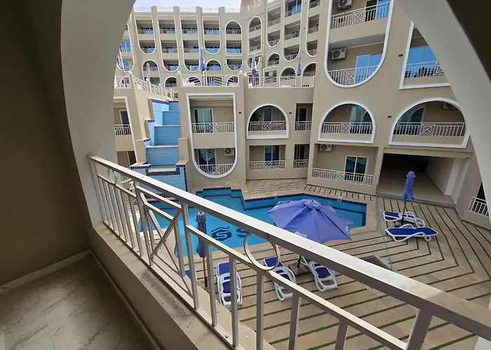 Skysea Luxury Sea View Rooftop Pools Hurghada