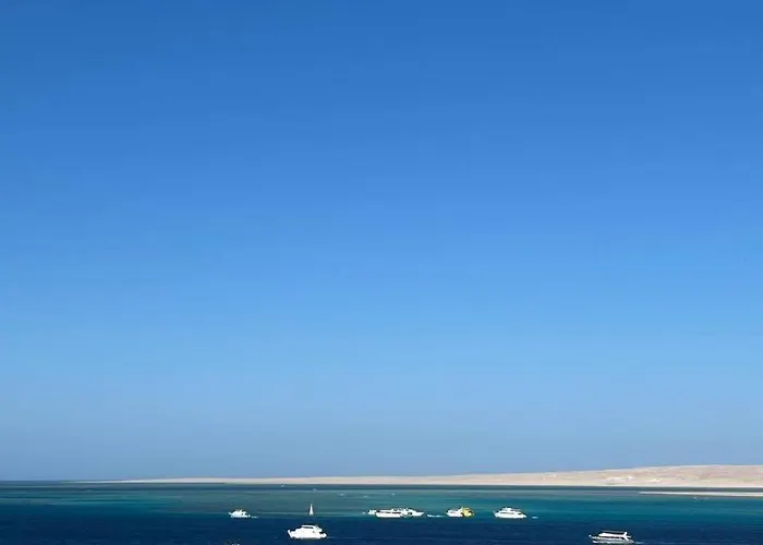 Skysea Luxury Sea View Rooftop Pools Apartamento Hurghada